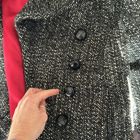 Chulo Pony coat black white outside and red satin material inside! Size-SMALL P - Picture 14 of 14